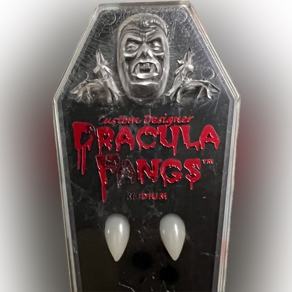 Custom Designer Dracula Fangs by Dracula House Sealed in box 2003 NOS Halloween - Picture 11 of 13